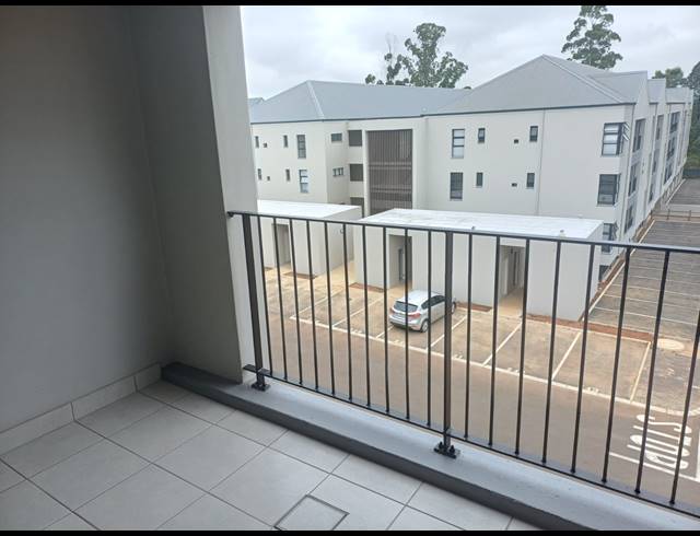 2 BEDROOM APARTMENT TO LET IN EMBERTON ESTATE